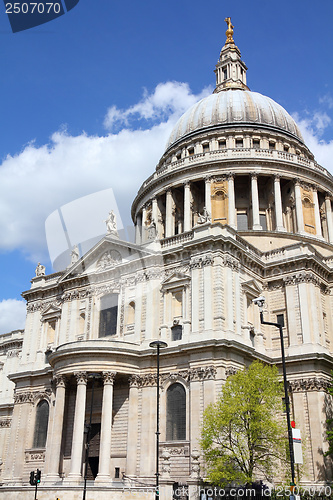 Image of Cathedral in London