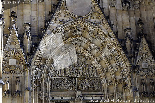 Image of Saint Vitus Cathedral.