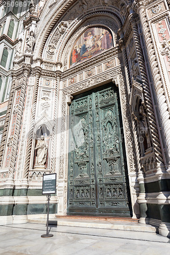 Image of door of the Cathedral in Florence