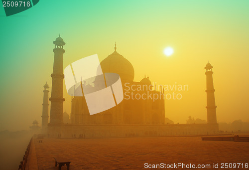 Image of Taj Mahal at sunrise in fog