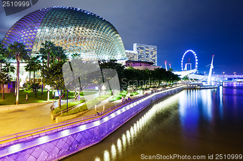 Image of Singapore city at night