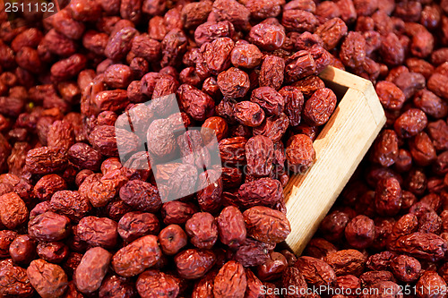 Image of Dried red jujube with wooden container