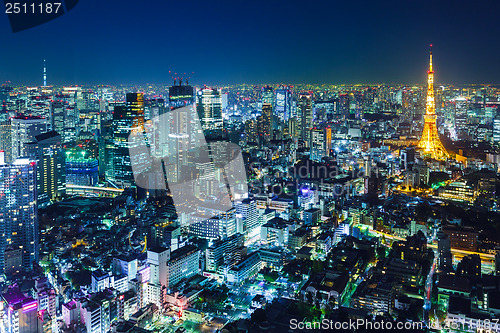 Image of Tokyo skyline at night 