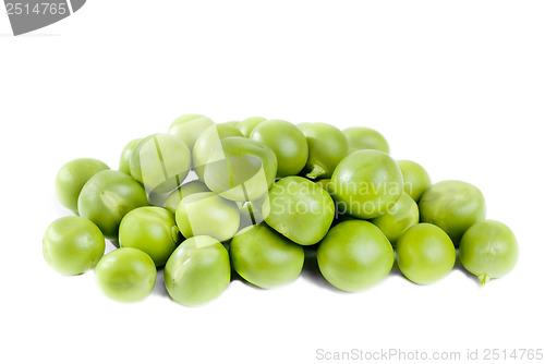 Image of Pile of green peas isolated on the white background 