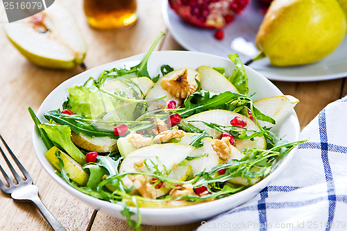 Image of Pear with Pommegranate and Rocket salad