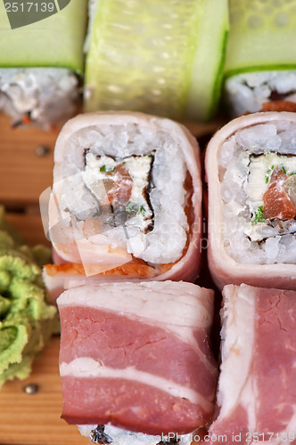 Image of Sushi roll set