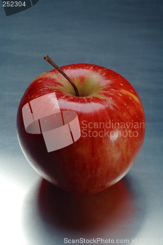 Image of red apple