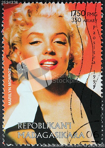 Image of Marilyn Stamp from Madagascar-7