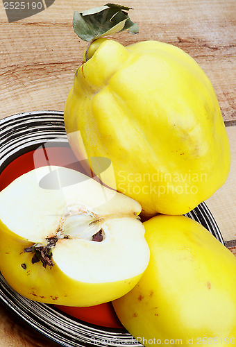 Image of Quinces