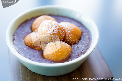 Image of Red bean soup with dumpling