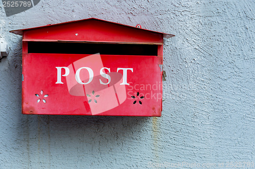 Image of Red mailbox
