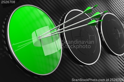 Image of Blank Green Target for Your Concept.
