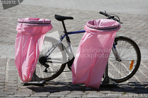 Image of Pink litter bags