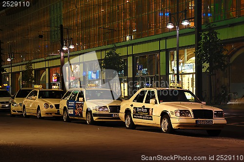 Image of Taxi-stand at Night
