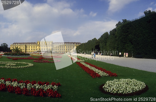 Image of Palace Schonbrunn