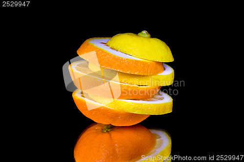 Image of Sliced fruits