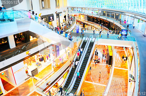 Image of Marina Bay shopping mall