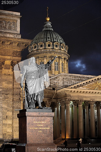 Image of monument military leader