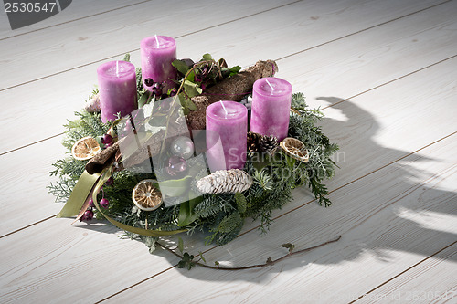 Image of Advent wreath with purple candles