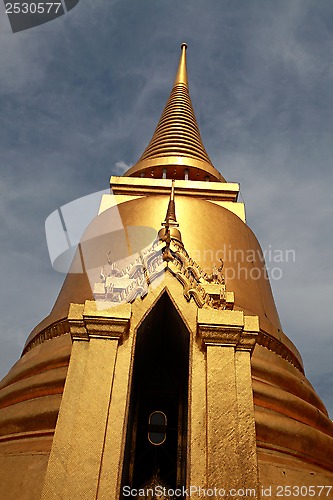 Image of golden Buddhist temple