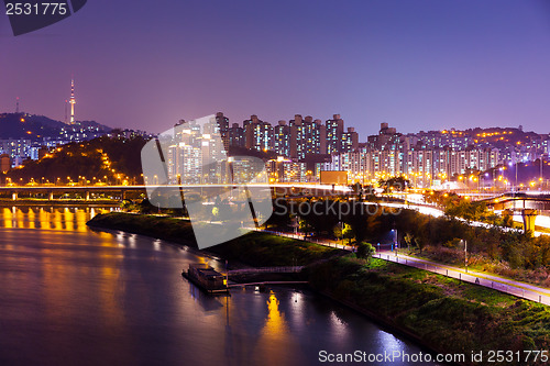 Image of Seoul city at night