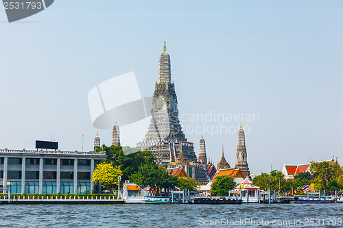 Image of Wat Arun in Bangkok