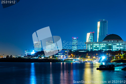 Image of Seoul city skyline at night