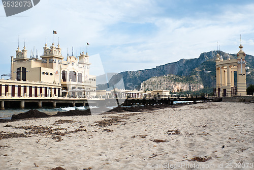 Image of Charleston of Mondello on the beach