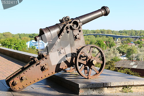 Image of old cannon in park of Chernigov