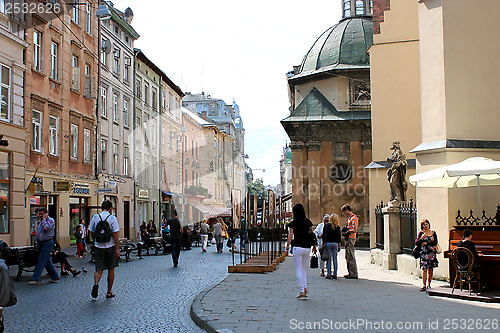 Image of street in Lvov with cozy café