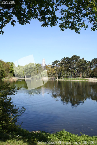 Image of Pond with reflexion