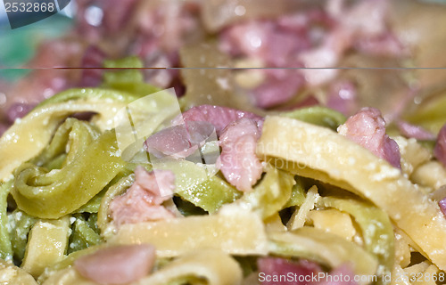 Image of colorful pasta alla carbonara