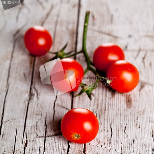 Image of cherry tomatoes 