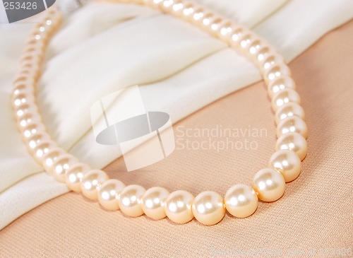 Image of Pearl Necklace