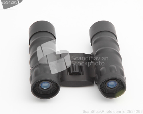 Image of binoculars