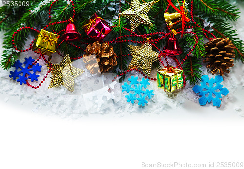 Image of Christmas garland with evergreen branches
