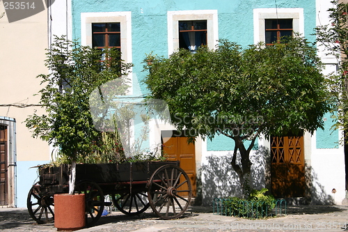 Image of Old carriage