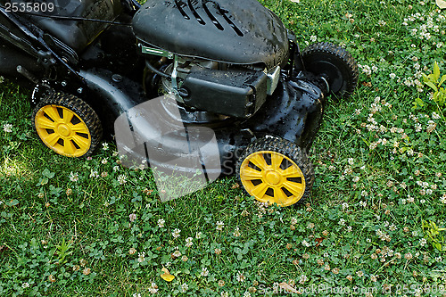 Image of lawnmower