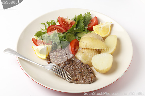Image of Minuite steak and salad