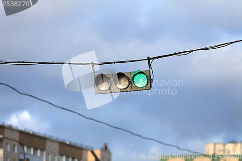 Image of hanging traffic light