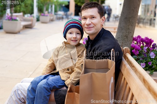 Image of family shopping