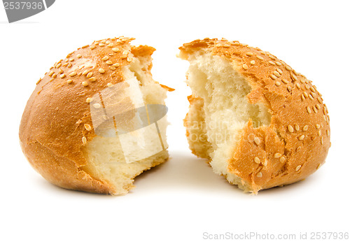 Image of Two halves of wheat bread