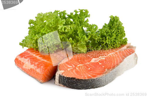 Image of Raw salmon and lettuce