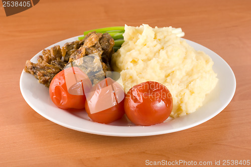 Image of Cooked potatoes with liver