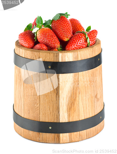 Image of Wooden barrel with strawberries