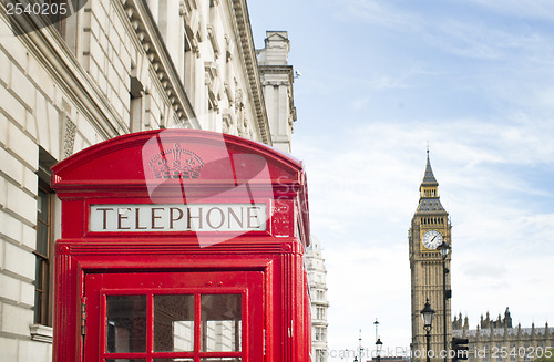 Image of Big ben and red phone cabine