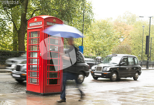 Image of Red Phone cabine in London. 