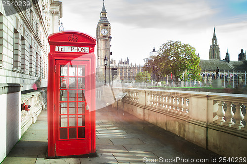 Image of Big ben and red phone cabine