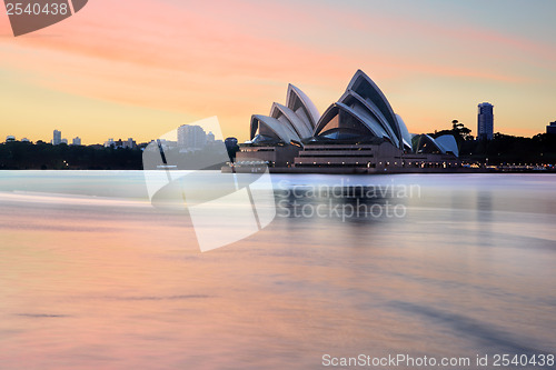 Image of Majestic Sydney Opera House on a spectacular sunrise morning