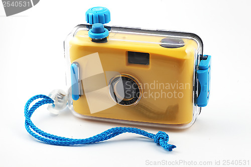 Image of yellow camera in waterproof box